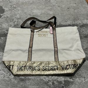 Victoria secret tote bag